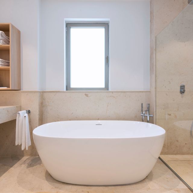 Pegasus Suite Bathroom
