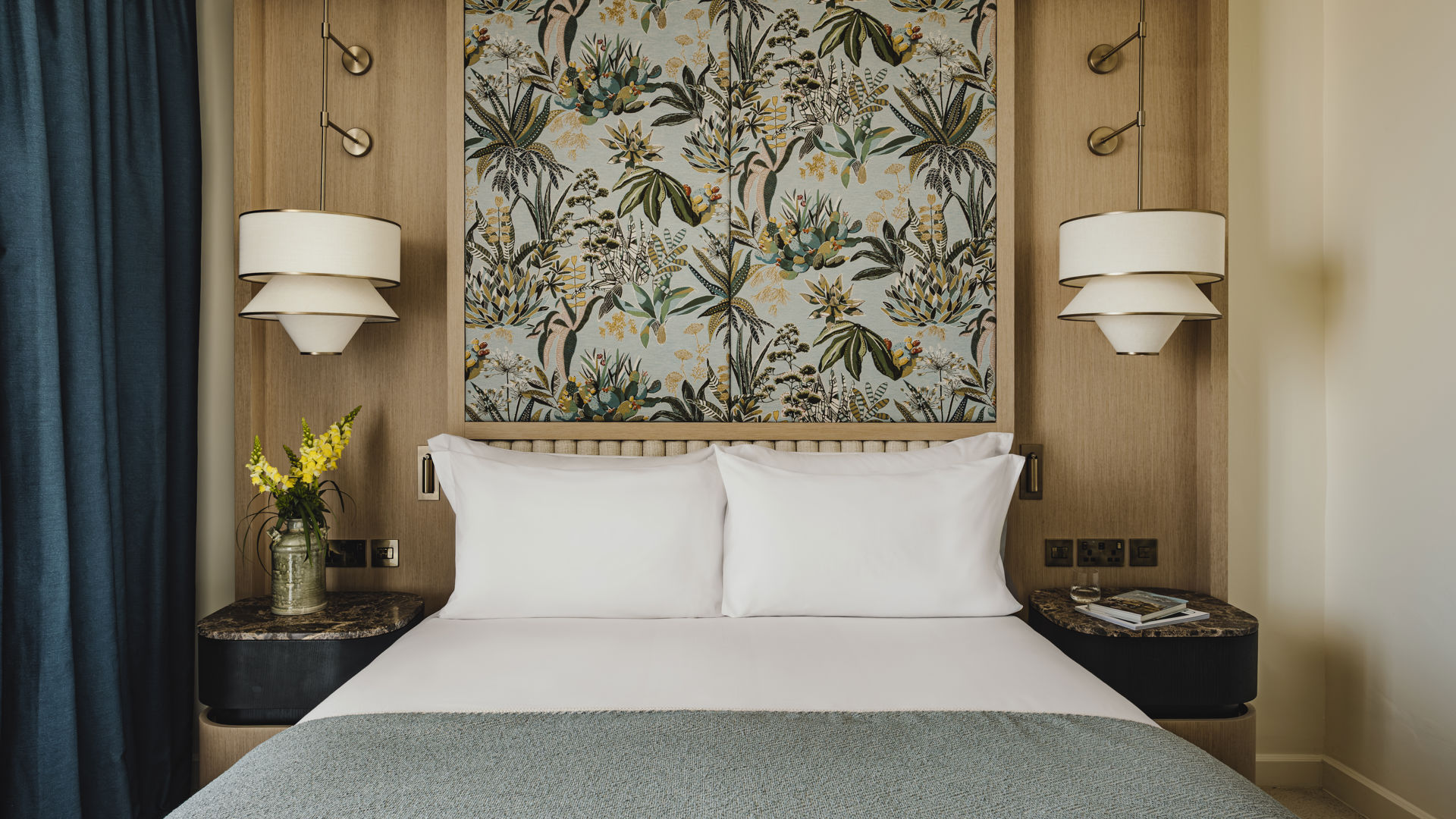 Standard Signature at The Phoenicia Malta