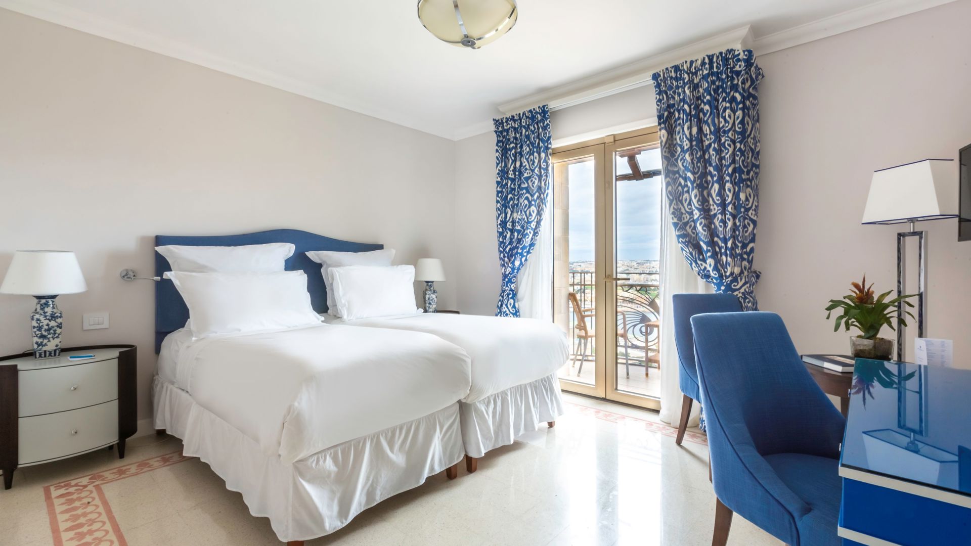 Phoenicia Malta Deluxe Harbour View