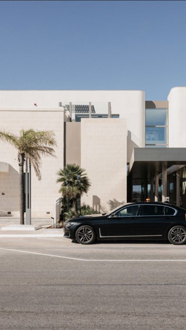 MIA VIP Terminal Exterior