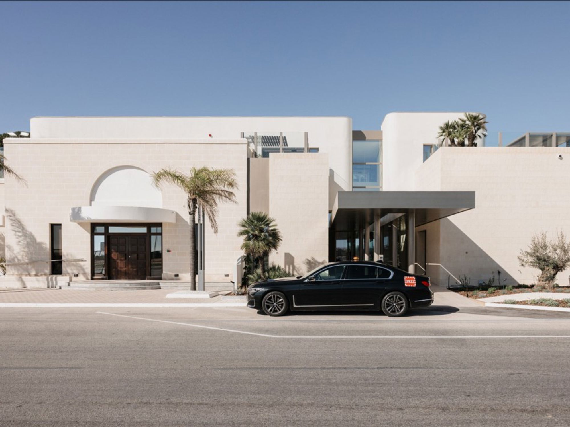 MIA VIP Terminal Exterior