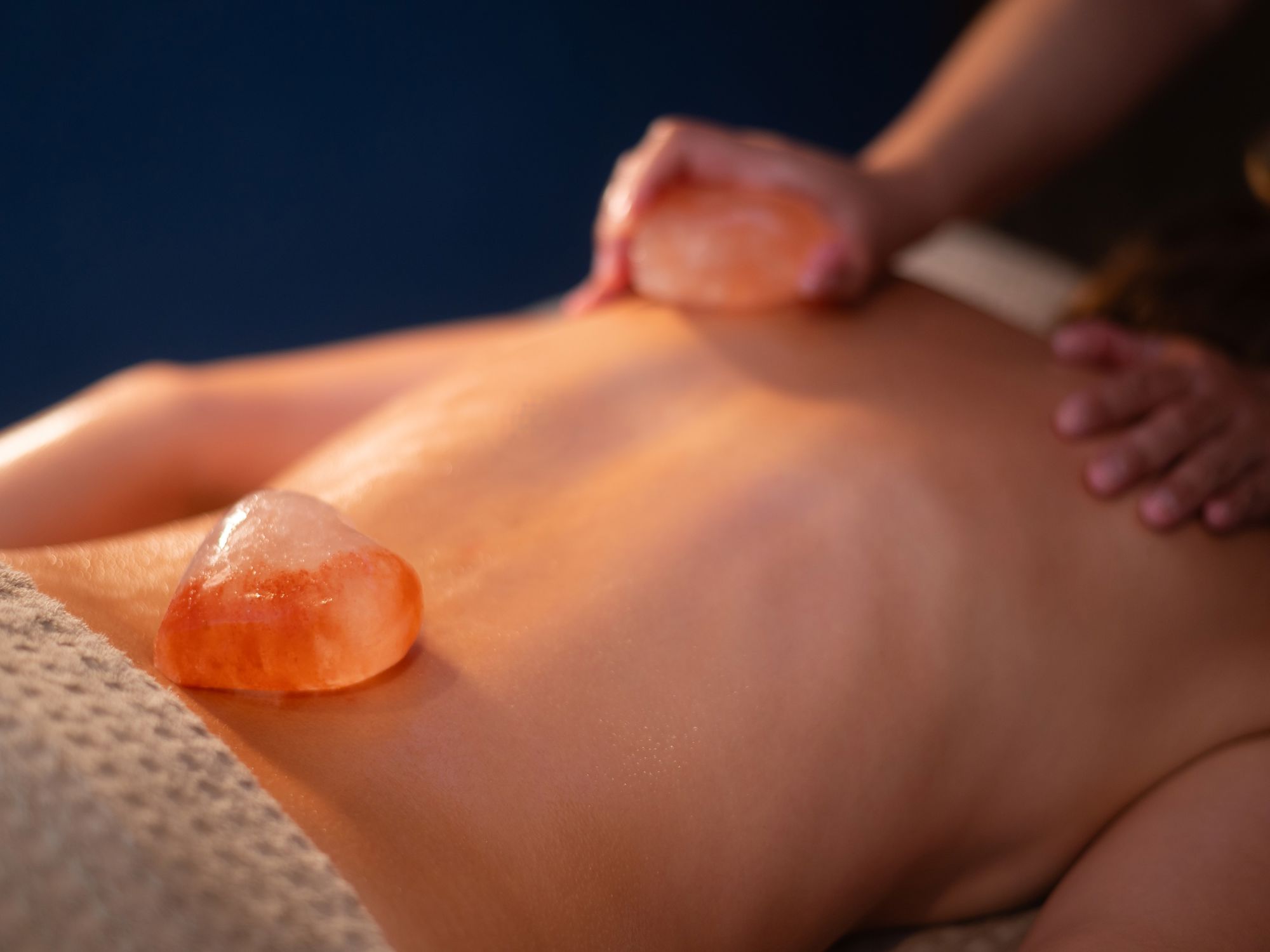 Phoenicia Spa - Himalayan Salt Stone Massage
