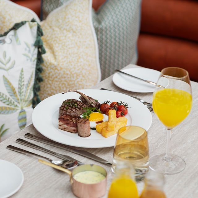 Sparkling brunch