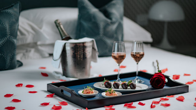 valentine's day phoenicia