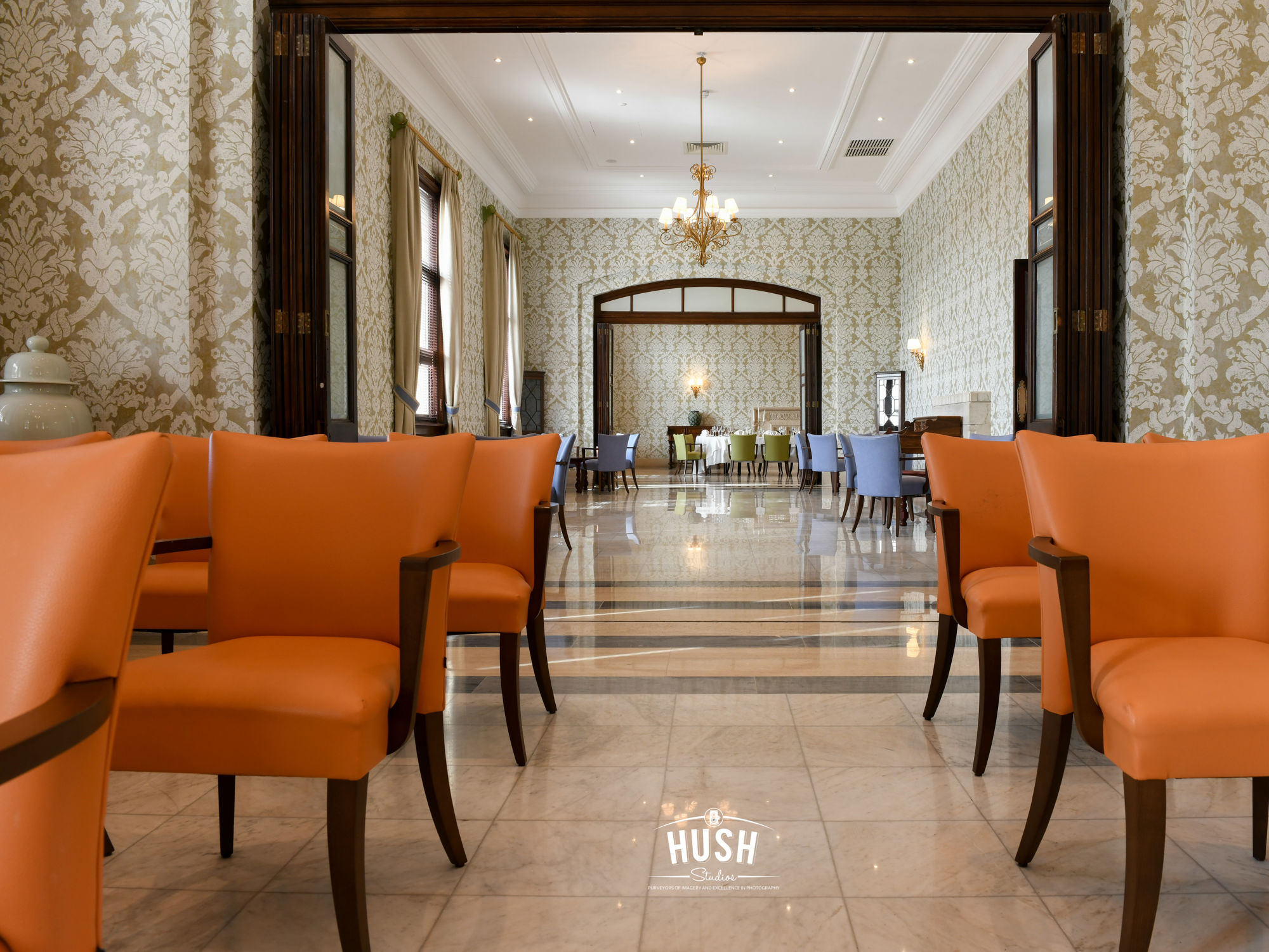 Green Lounges Interconnecting Meeting Rooms