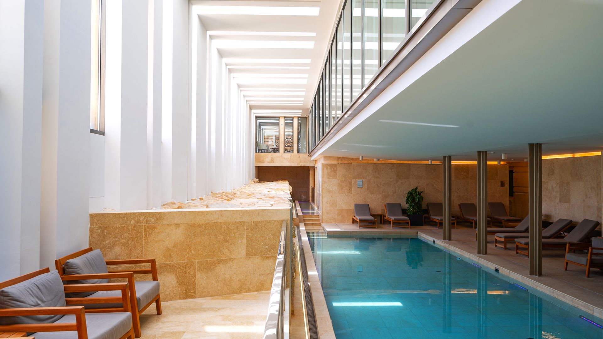 Phoenicia Spa & Wellness - indoor pool