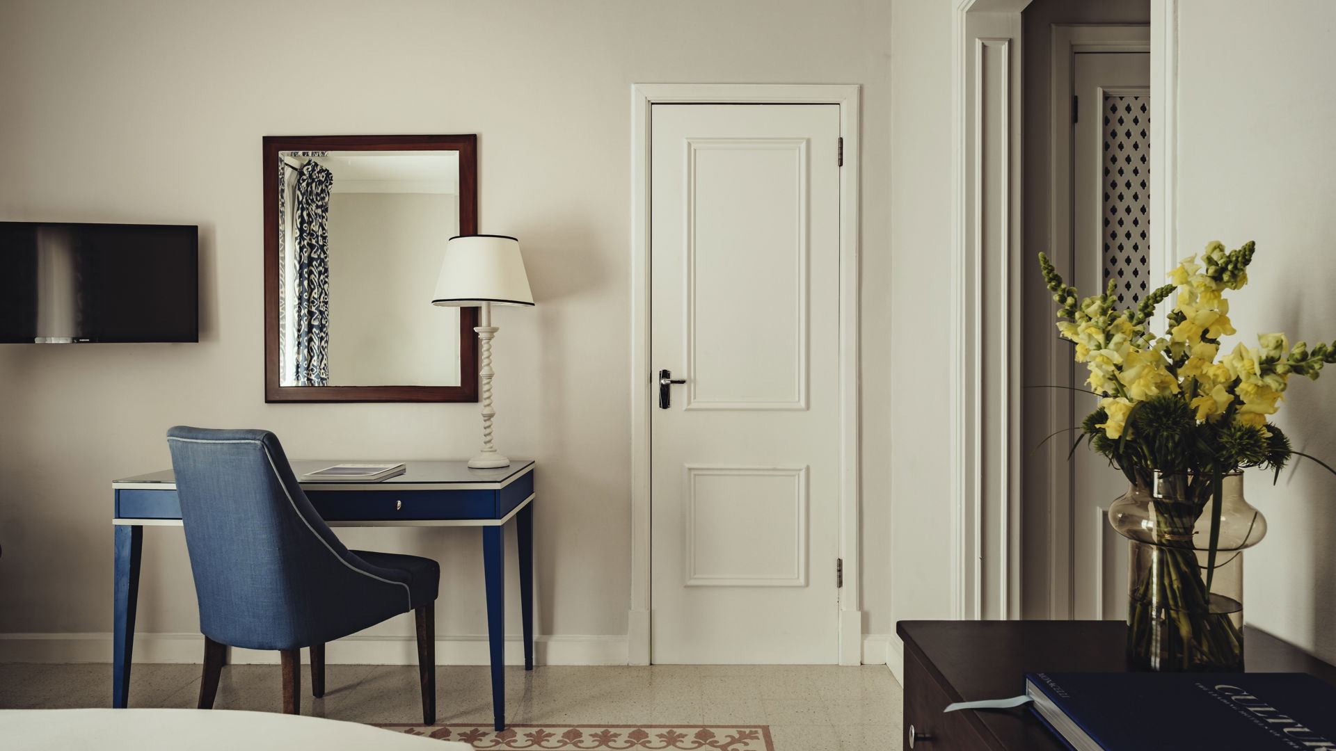 Deluxe Harbour View with Balcony at The Phoenicia Malta