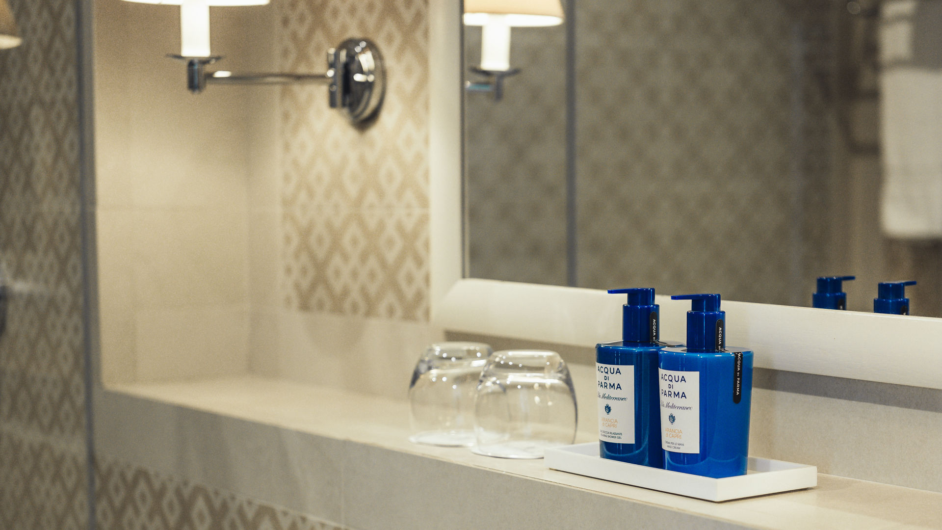 Harbour View Suite Bathroom