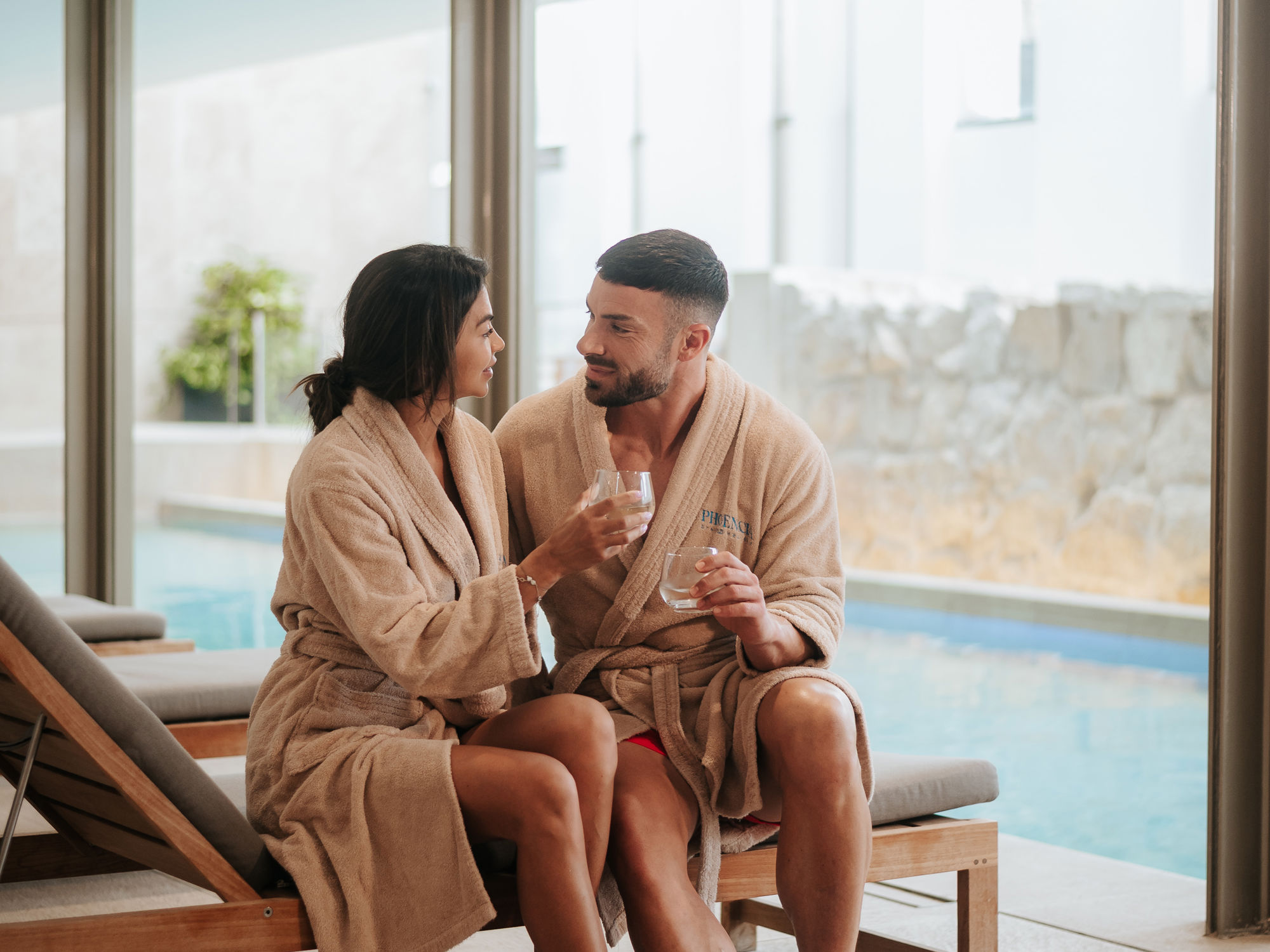 phoenicia spa couple